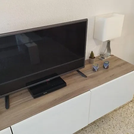 アパート Tranquil Oasis 2 Bedroom Coastal Getaway By Namaste Elite トレモリノス