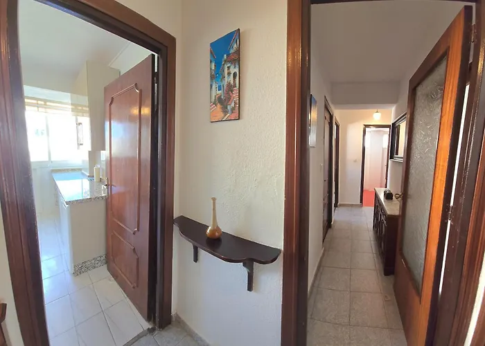 Apartamento Tranquil Oasis 2 Bedroom Coastal Getaway By Namaste Elite Torremolinos