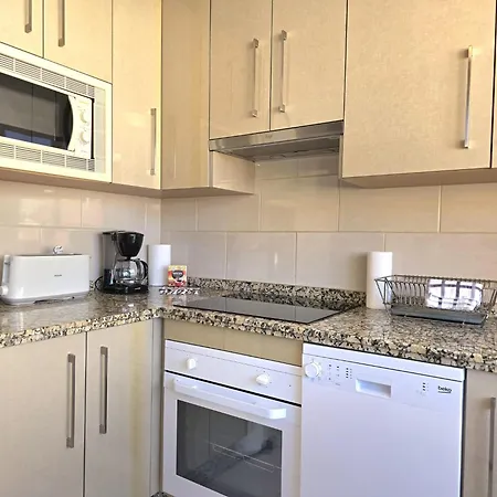 Tranquil Oasis 2 Bedroom Coastal Getaway By Namaste Elite Apartment *