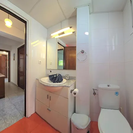 Tranquil Oasis 2 Bedroom Coastal Getaway By Namaste Elite *