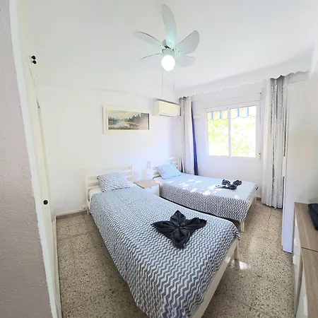 Tranquil Oasis 2 Bedroom Coastal Getaway By Namaste Elite Apartment *