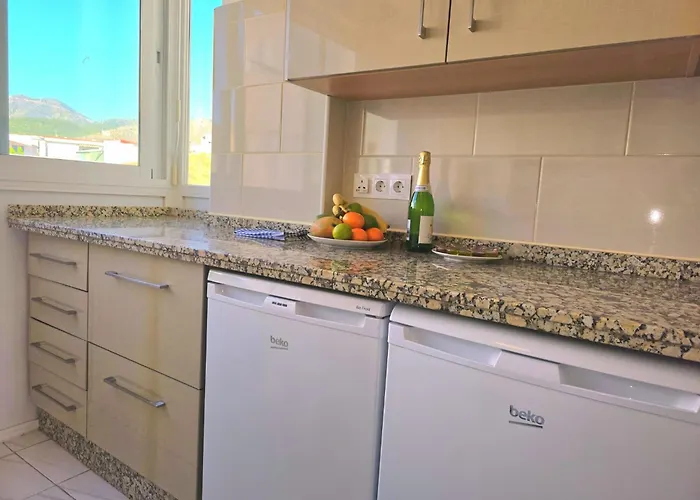 Lägenhet Tranquil Oasis 2 Bedroom Coastal Getaway By Namaste Elite *