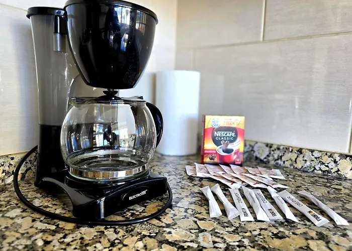 Tranquil Oasis 2 Bedroom Coastal Getaway By Namaste Elite *