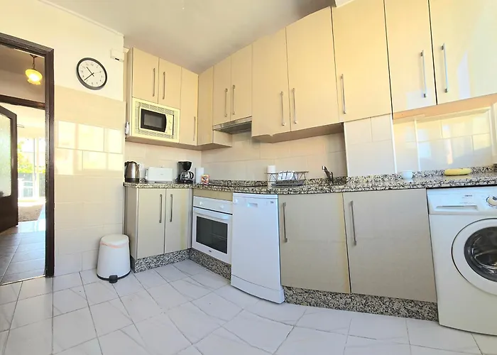 Tranquil Oasis 2 Bedroom Coastal Getaway By Namaste Elite * Torremolinos