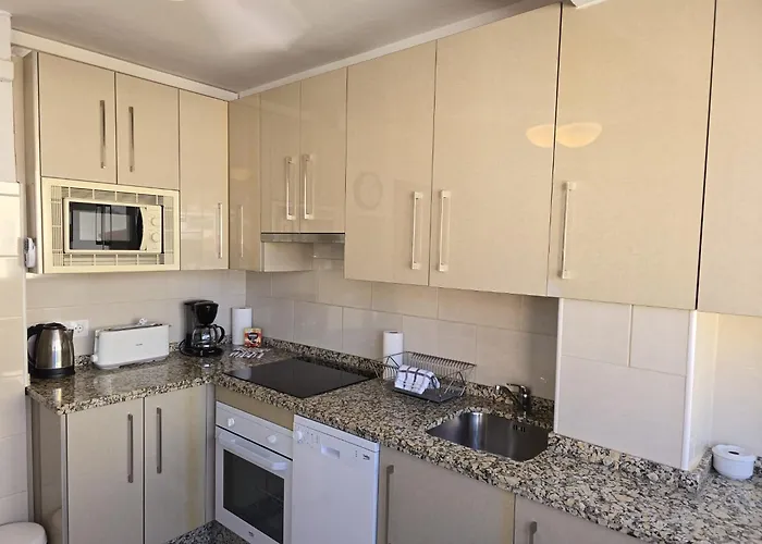 Tranquil Oasis 2 Bedroom Coastal Getaway By Namaste Elite *